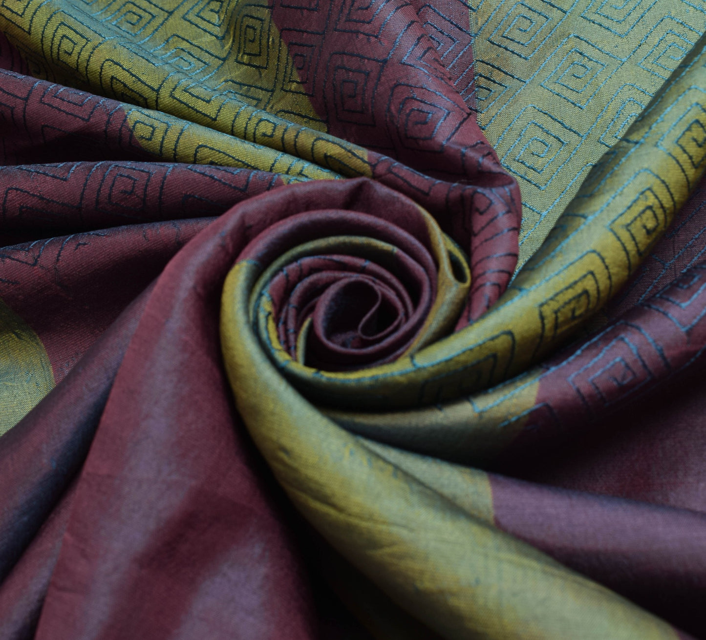 Sushila Vintage Pure Silk Scrap Saree Maroon Green Woven 5 Yds Sari Craft Fabric