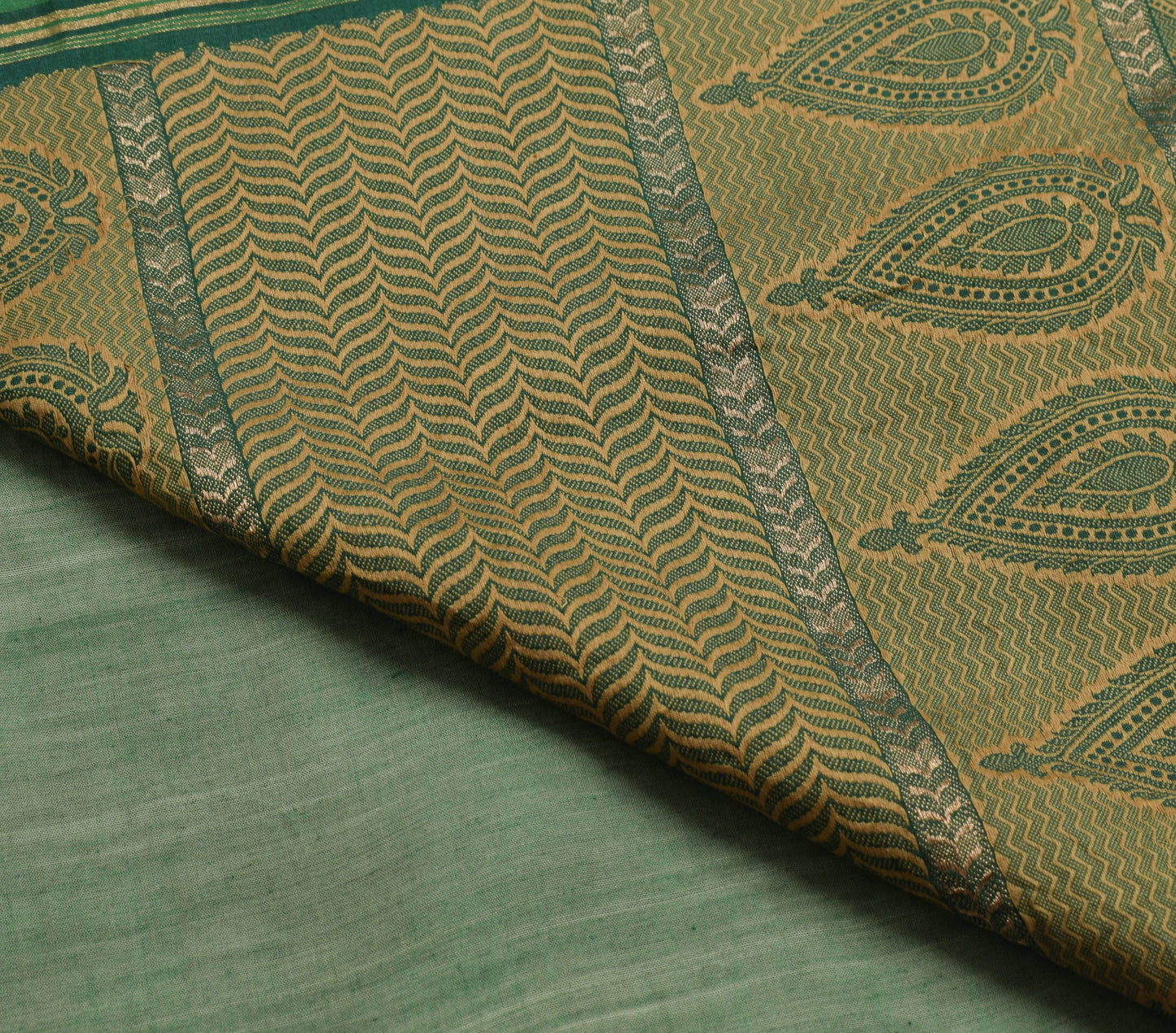 Sushila Vintage Green Floral Saree Pure Cotton Silk All Over Woven Sari Fabric