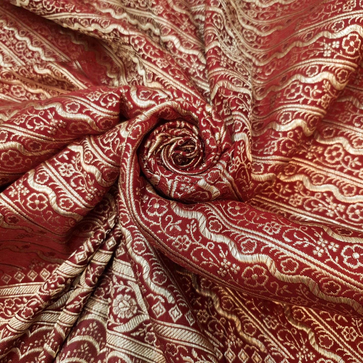 Sushila Vtg Maroon Heavy Saree Satin Silk Banarasi Brocade Wedding Sari Fabric