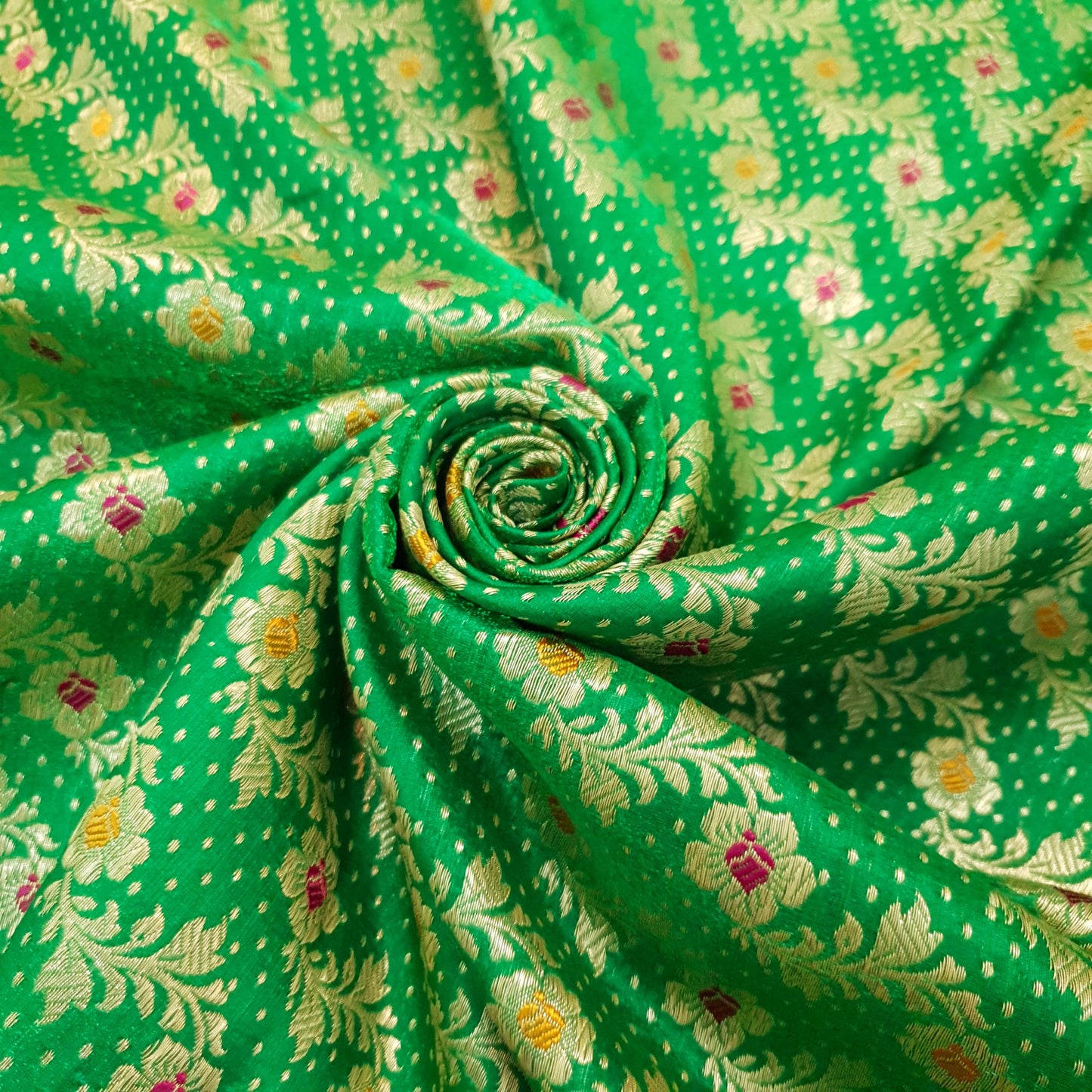 Sushila Vintage Heavy Banarasi Brocade Saree Art Satin Silk Green Sari Fabric