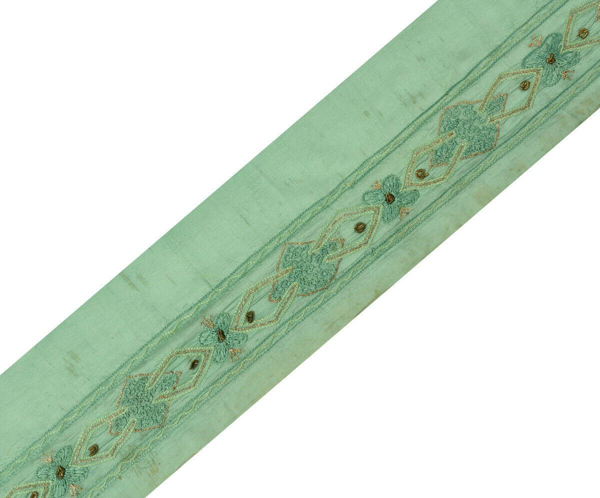 Antique Vintage Saree Border Indian Craft Trim Embroidered Green Ribbon Lace