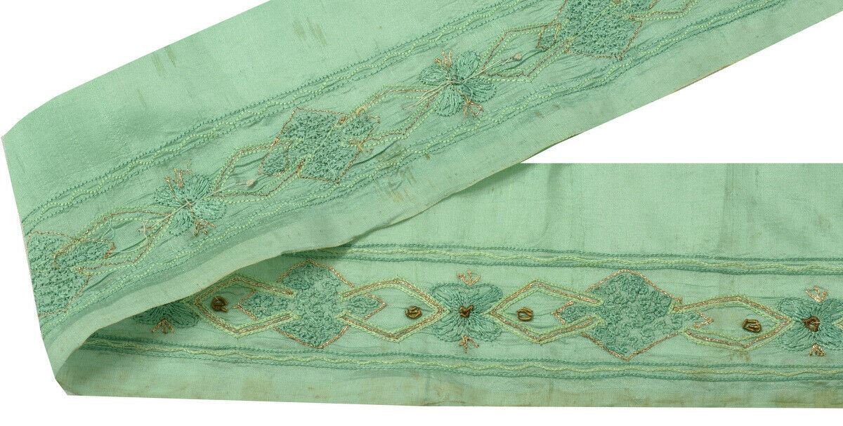 Antique Vintage Saree Border Indian Craft Trim Embroidered Green Ribbon Lace