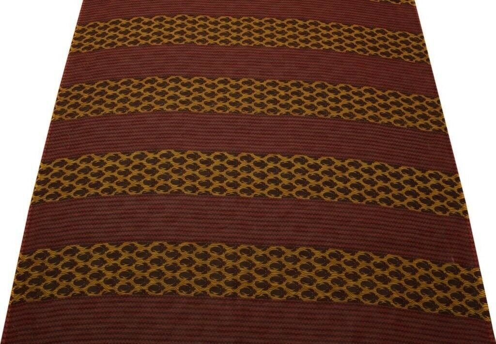 Vintage Saree Blend Georgette Silk Printed Scrap Sari Fabric for Craft Maroon