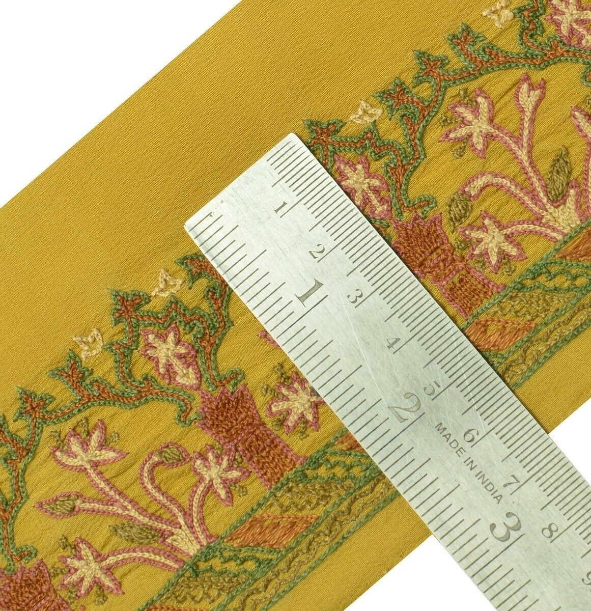 Vintage Sari Border Indian Craft Trim Embroidered Sewing Ribbon Lace Cream