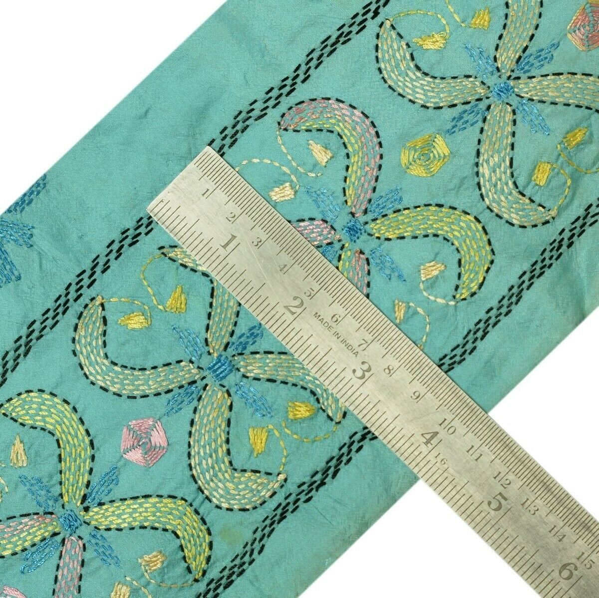 Vintage Saree Border Indian Craft Trim Hand Embroidered Kantha Ribbon Lace