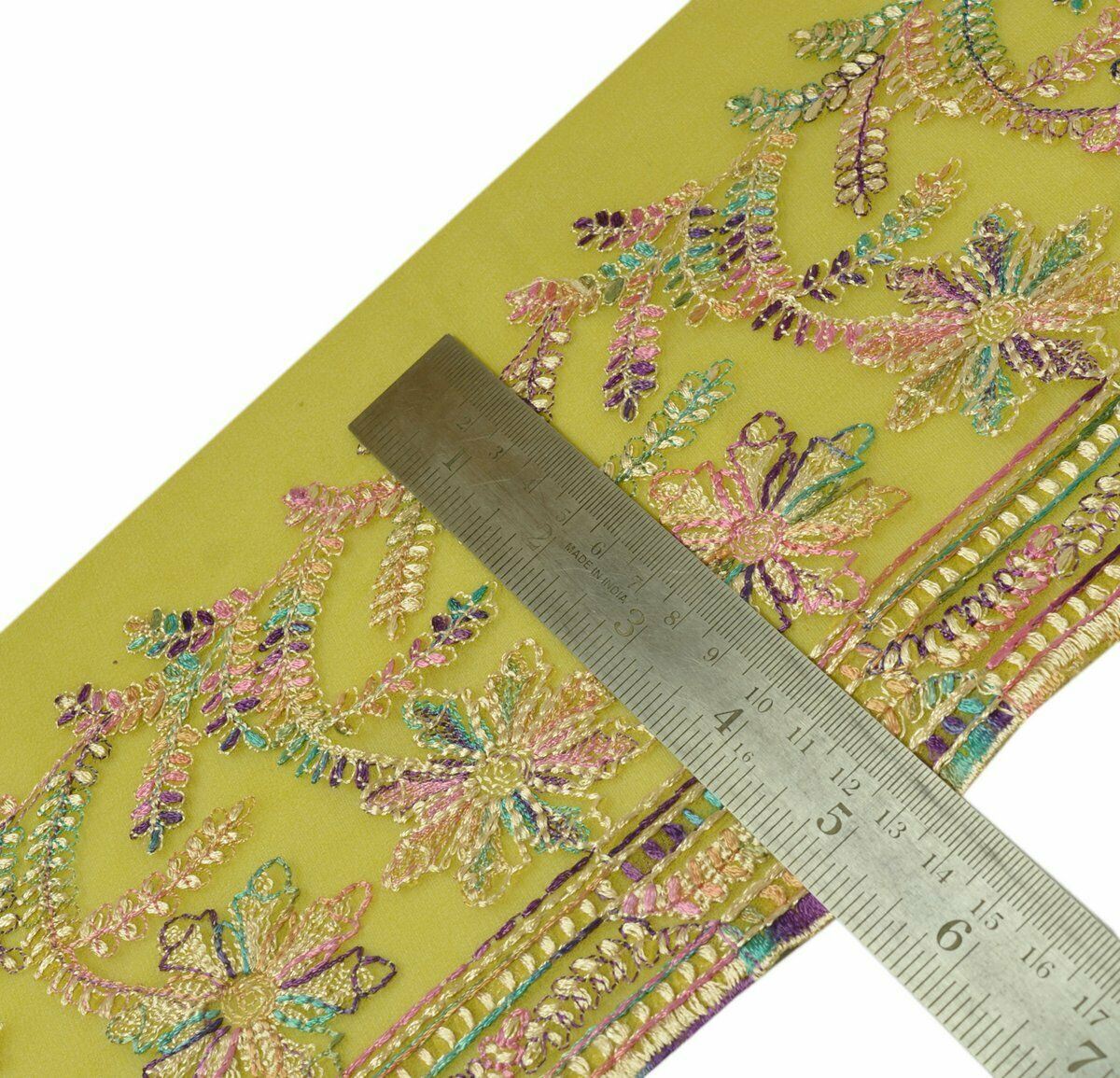 Vintage Saree Border Indian Craft Trim Antique Embroidered Ribbon Lace Green