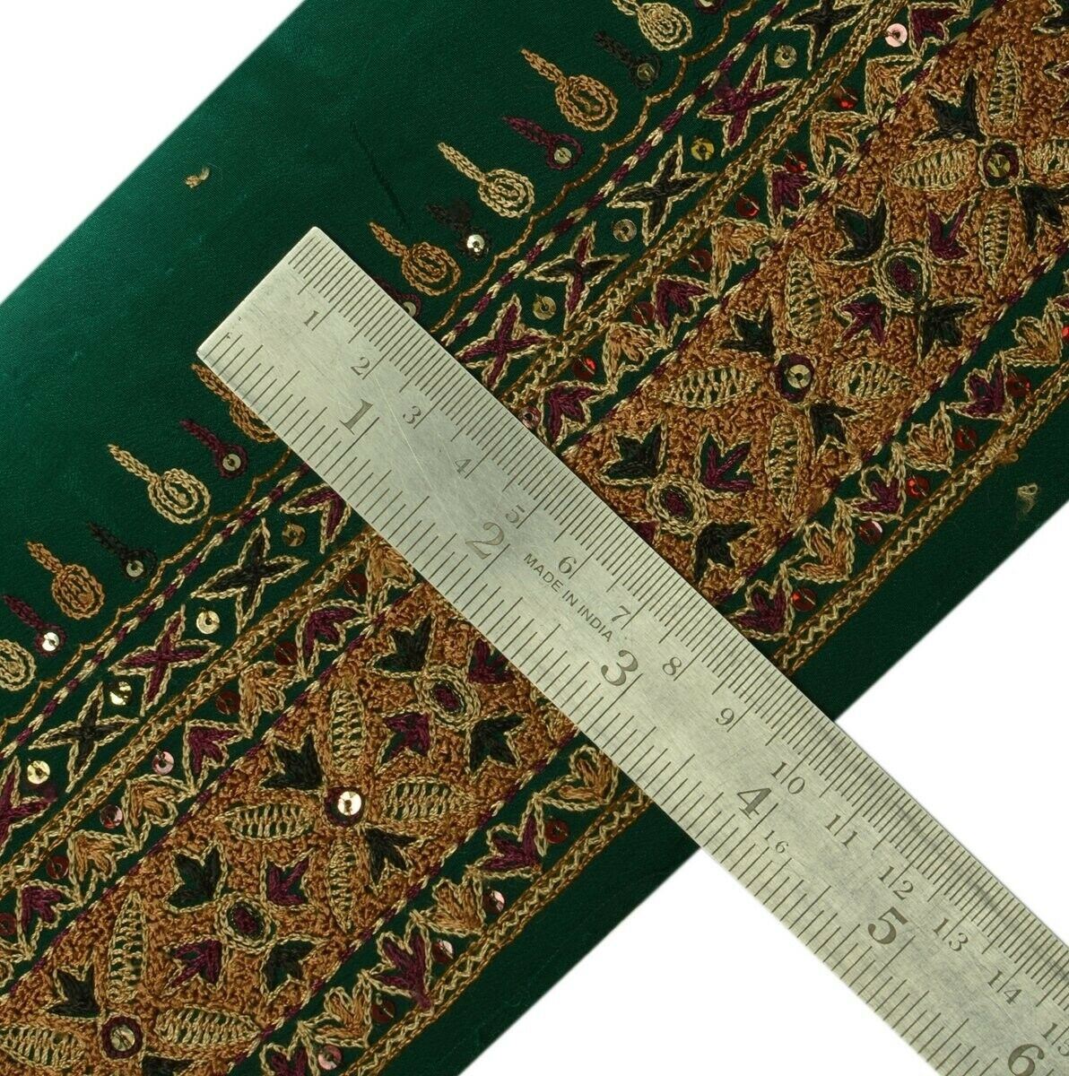 Vintage Sari Border Indian Craft Trim Embroidered Green Sewing Ribbon Lace