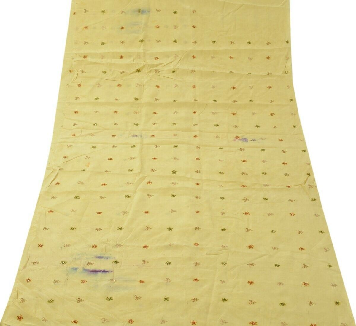 100% Pure Crepe Silk Cream Vintage Sari Remnant Scrap Fabric for Sewing Craft