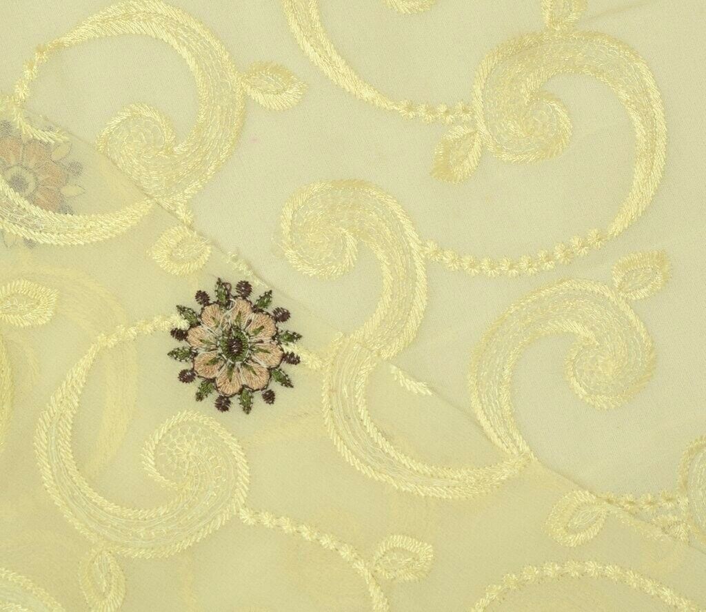 Blend Georgette Silk Vintage Sari Remnant Scrap Fabric for Sewing Craft Cream