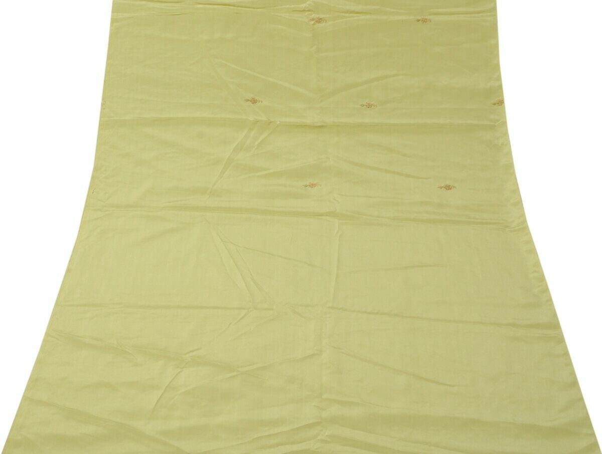 Blend Crepe Silk Light Green Vintage Sari Remnant Scrap Fabric for Sewing Craft