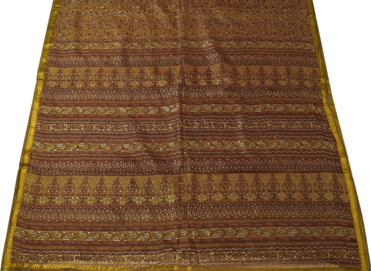 Vintage Indian Scrap Green Saree 100% Pure Silk Printed Craft Remnant Fabric