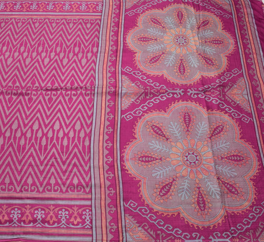 Sushila Vintage Magenta Scrap Saree 100% Pure Silk Printed Zig-Zag Sari Fabric