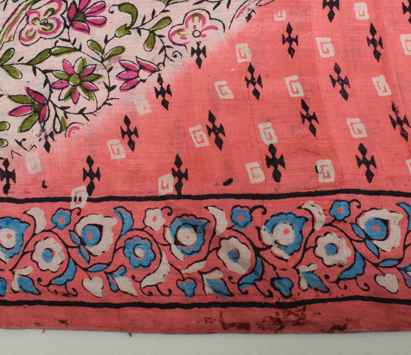 Sushila Vintage Pink Scrap Saree 100% Pure Silk Printed Floral Sari Craft Fabric