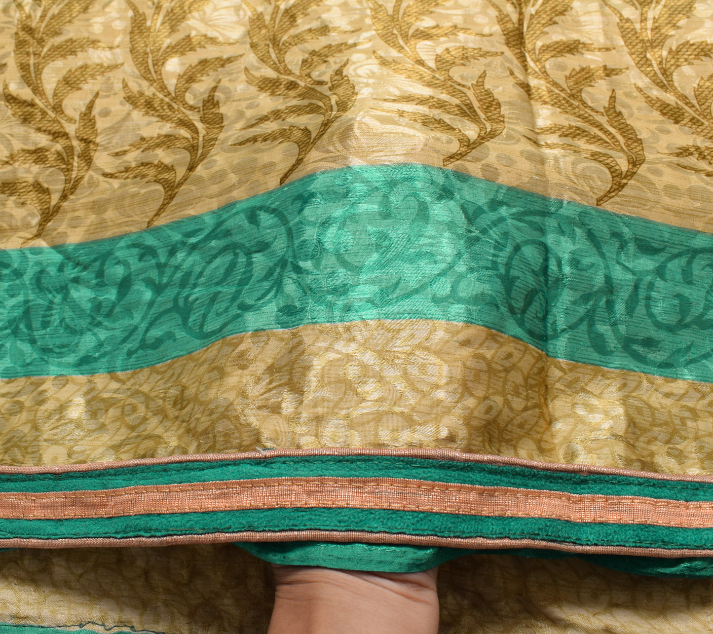 Sushila Vintage Green Scrap Saree Blend Crepe Silk Printed Floral Sari Fabric