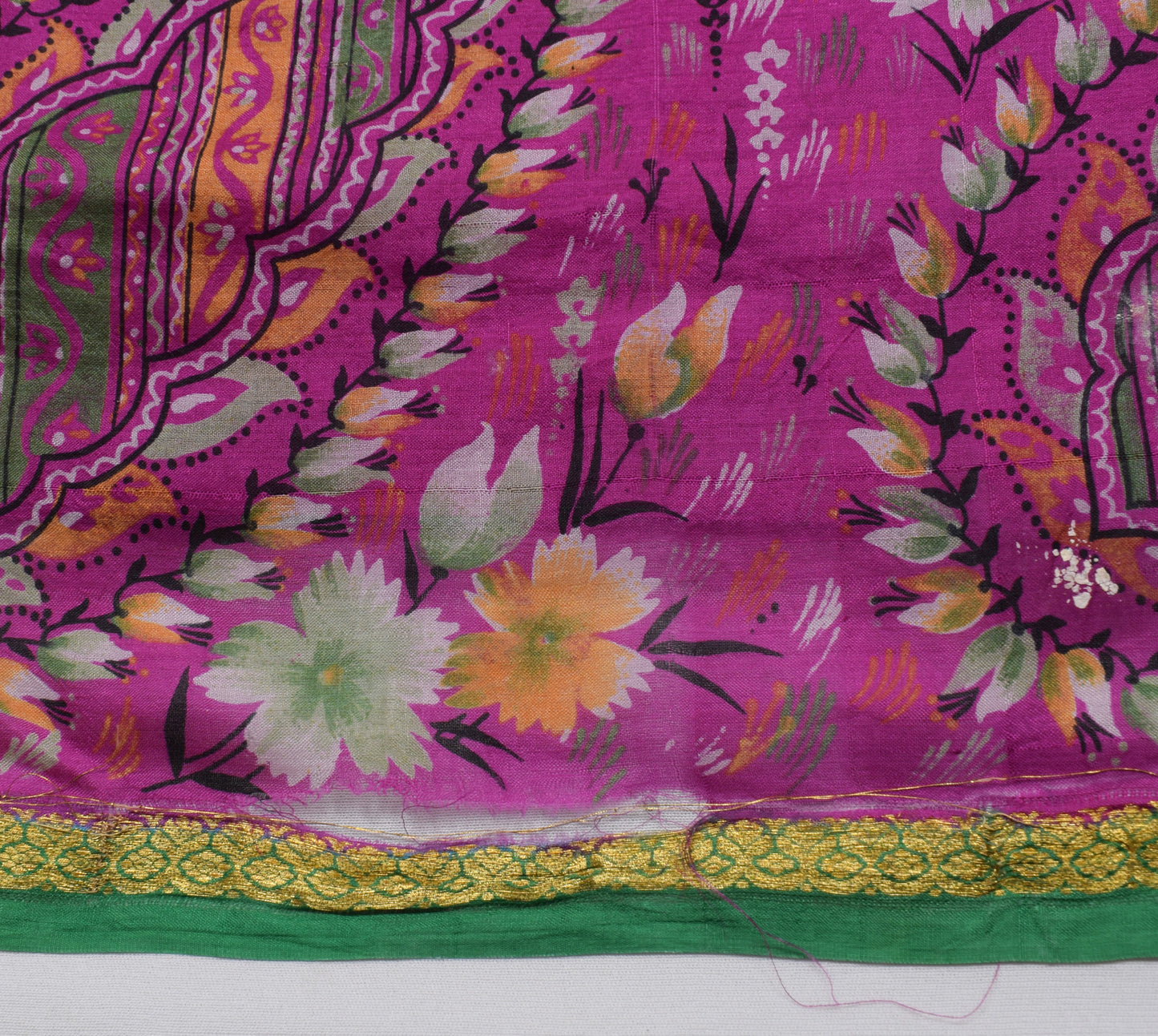 Sushila Vintage Magenta Scrap Saree 100% Pure Silk Printed Floral Sari Fabric