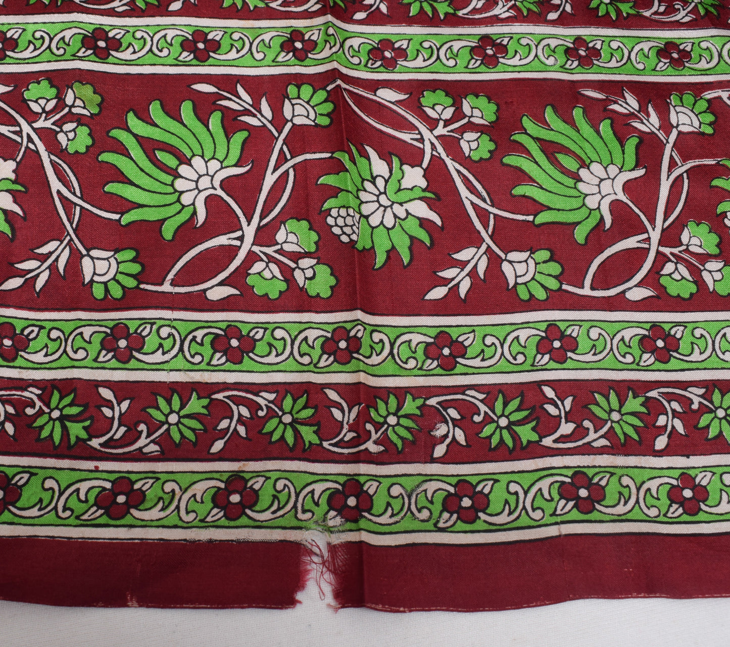 Sushila Vintage Maroon Scrap Saree 100% Pure Silk Printed Paisley Sari Fabric