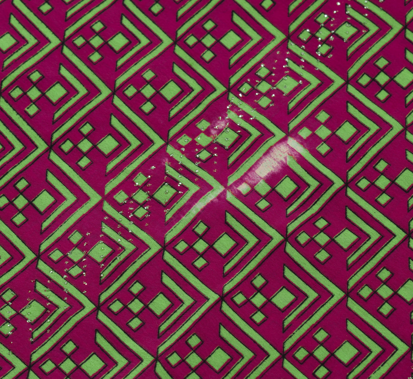 Sushila Vintage Magenta Indian Scrap Saree Crepe Silk Printed Sari Craft Fabric