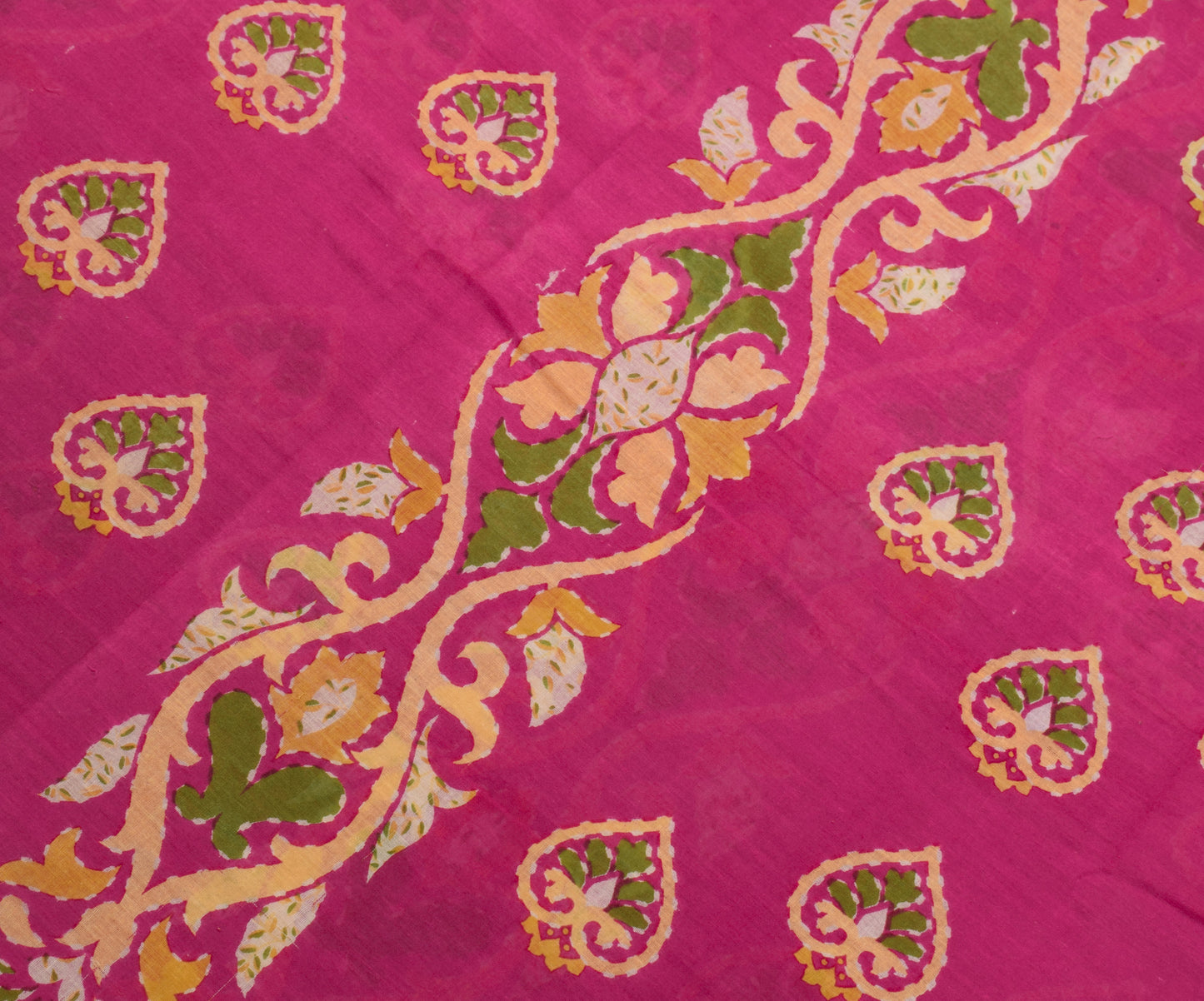 Sushila Vintage Magenta Scrap Saree 100% Pure Cotton Printed Floral Sari Fabric