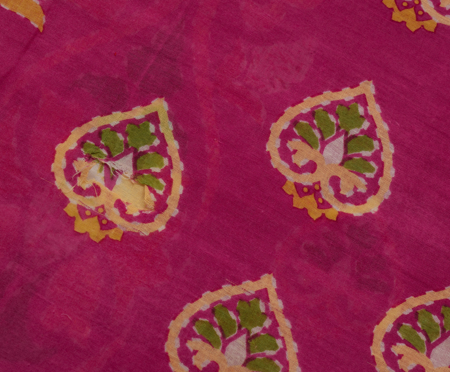 Sushila Vintage Magenta Scrap Saree 100% Pure Cotton Printed Floral Sari Fabric