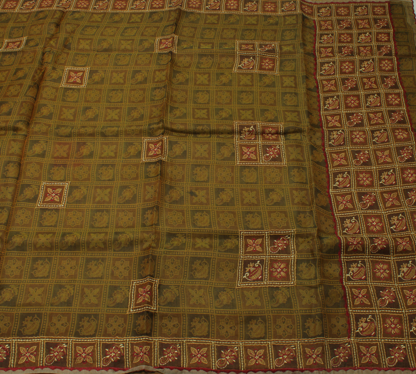 Sushila Vintage Green Saree Pure Silk Woven & Embroidered Floral Sari Fabric