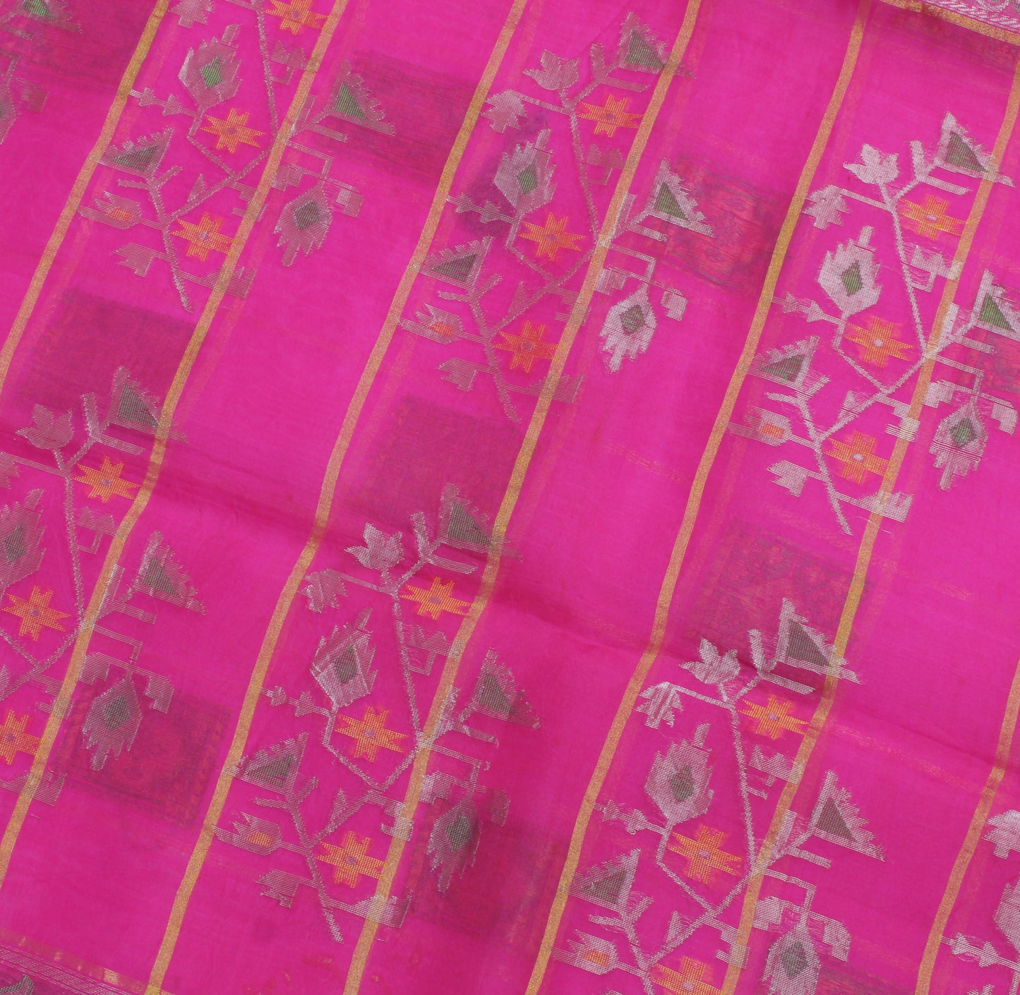 Sushila Vintage Magenta Saree 100% Pure Silk Woven Sari Craft 5 Yard Fabric