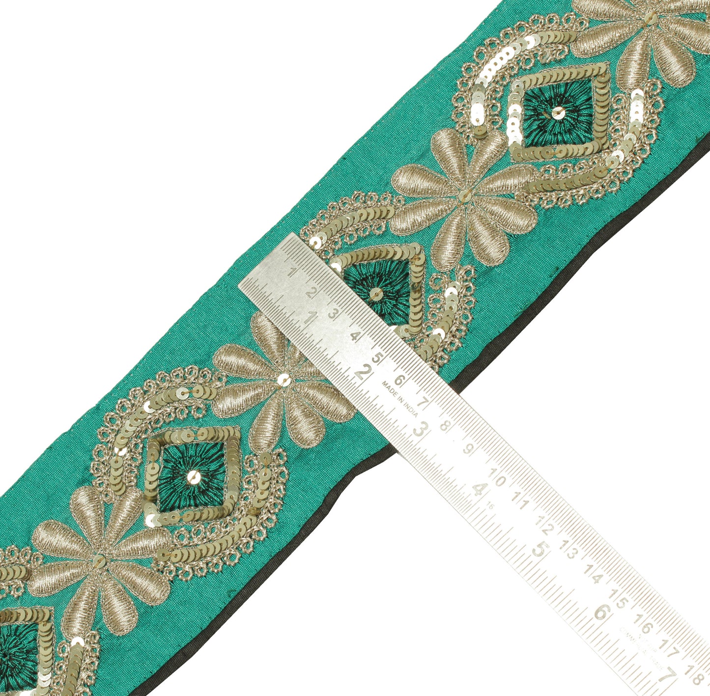 Sushila Vintage Green Saree Border Indian Craft Sewing Embroidered Lace Ribbon