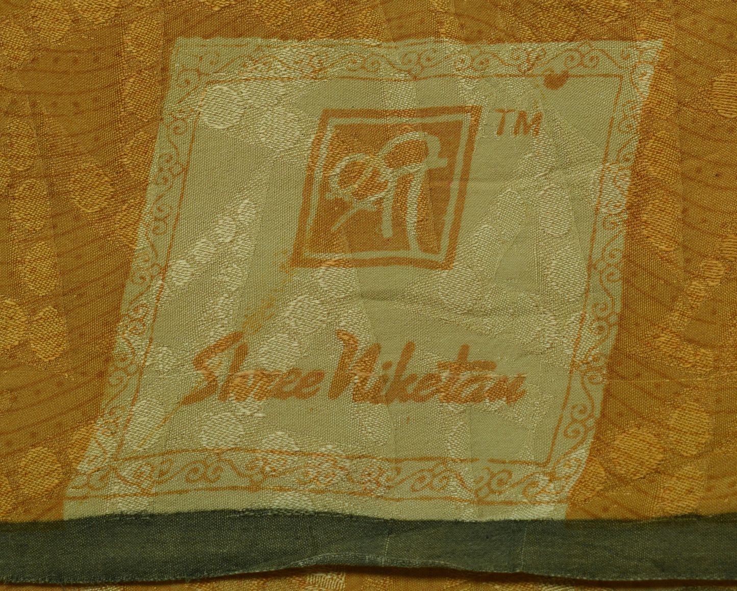 Sushila Vintage Green Saree 100% Pure Crepe Silk Printed Paisley Soft Fabric