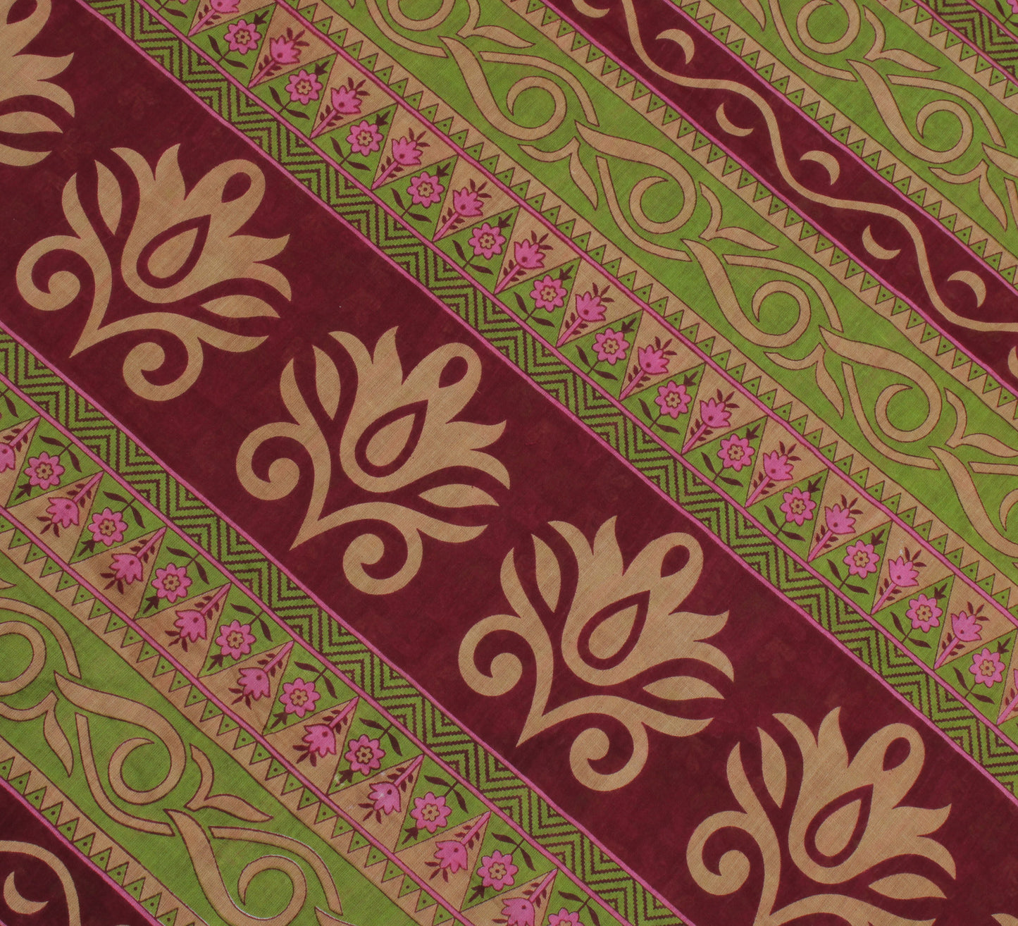 Sushila Vintage Maroon Saree 100% Pure Cotton Printed Floral 5 Yard Craft Fabric