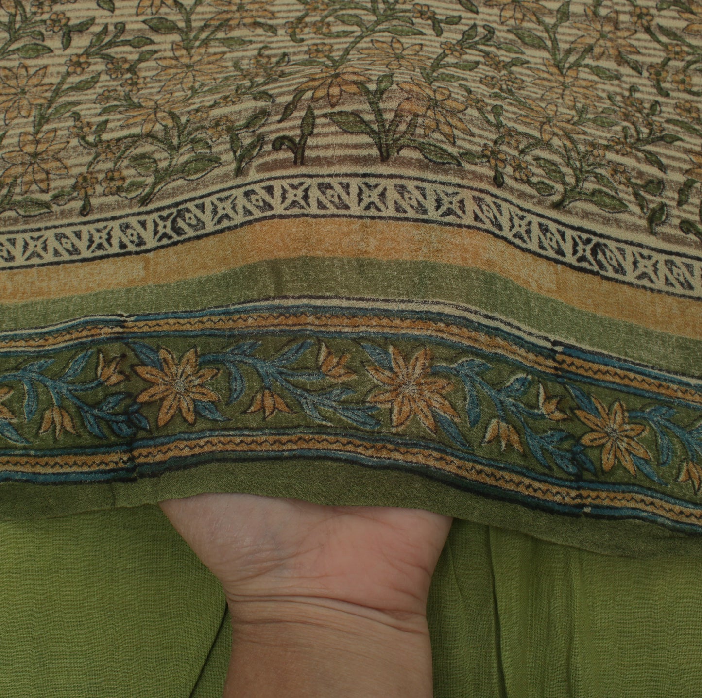 Sushila Vintage Green Saree 100% Pure Georgette Silk Printed Floral Craft Fabric