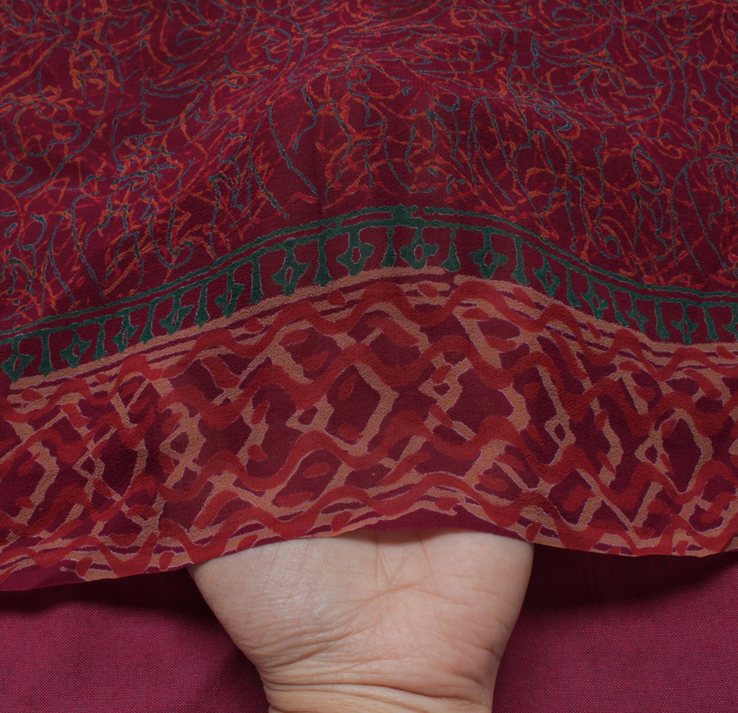 Sushila Vintage Purple Indian Sari 100% Pure Georgette Silk Printed Craft Fabric