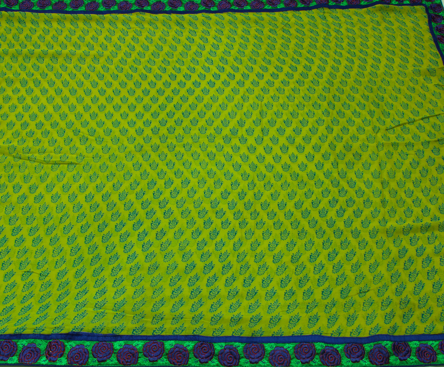 Sushila Vintage Green Saree 100% Pure Georgette Silk Printed Floral Craft Fabric