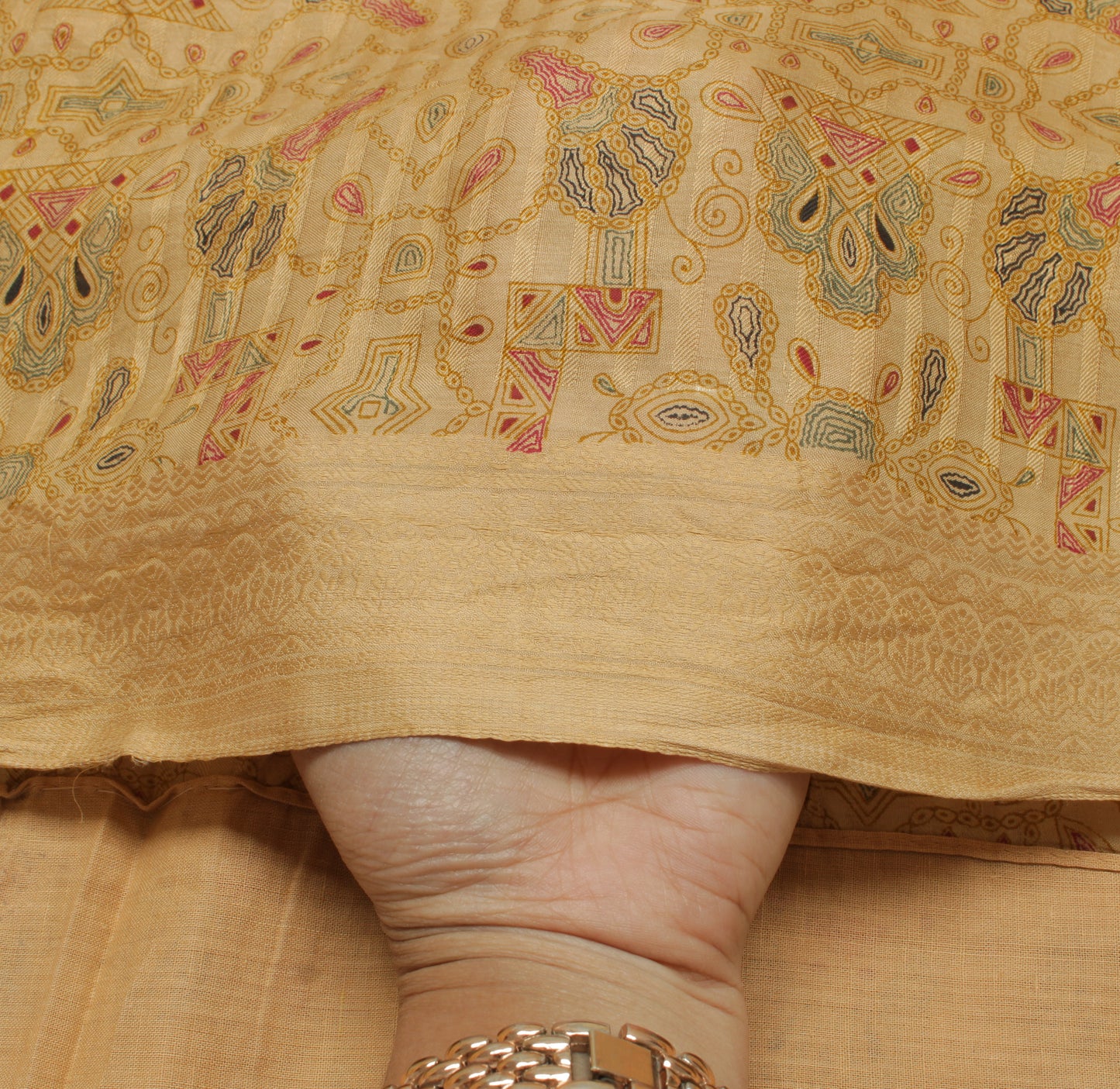 Sushila Vintage Cream Saree 100% Pure Silk Printed Abstract Soft Craft Fabric