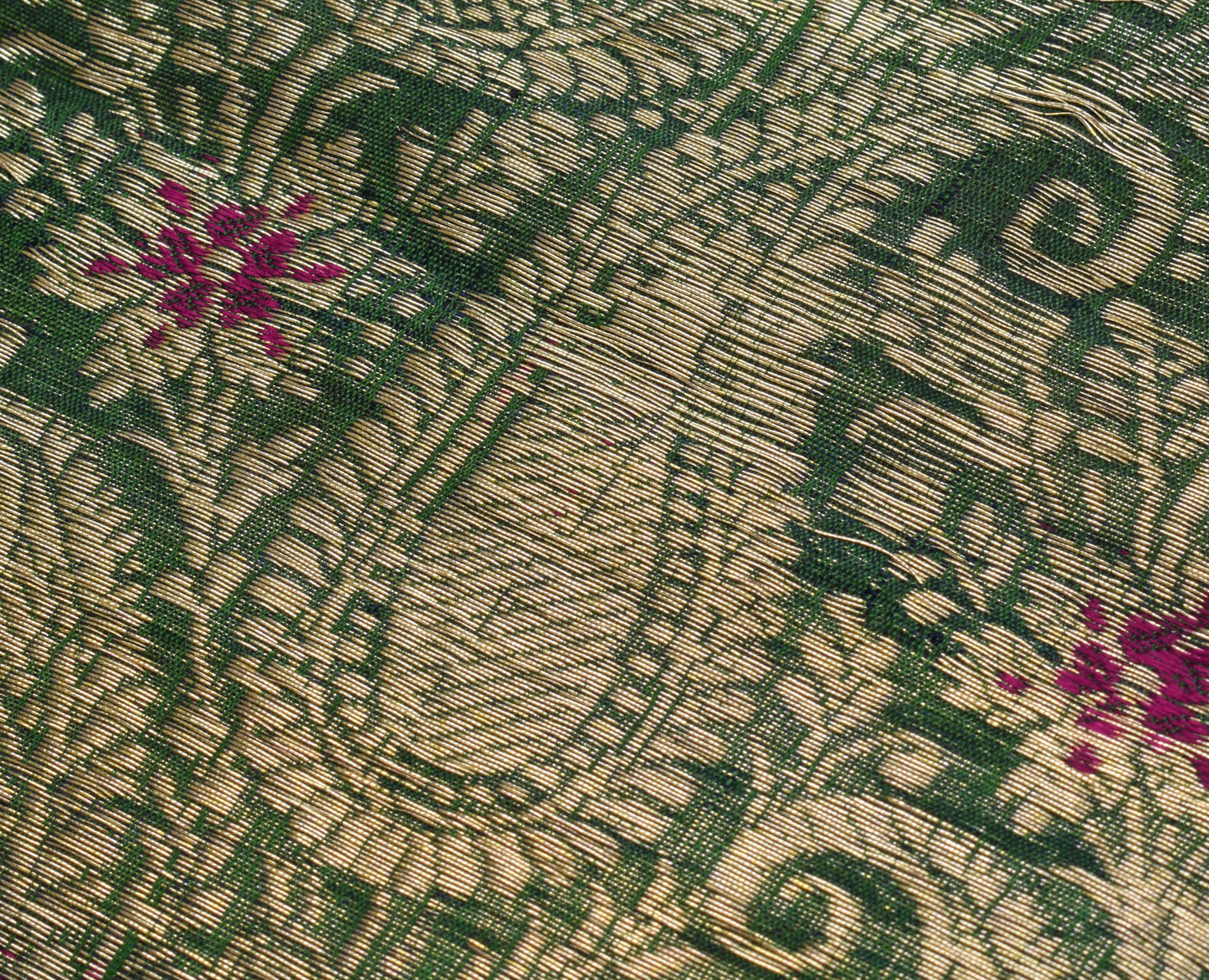 Sushila Vintage Green Sari Remnant Scrap 100% Pure Silk Zari Woven Craft Fabric