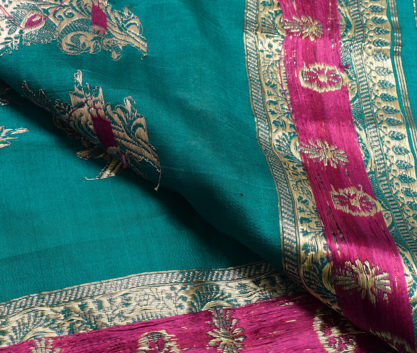 Sushila Vintage Teal Blue Sari Remnant Scrap 100% Pure Silk Woven Craft Fabric