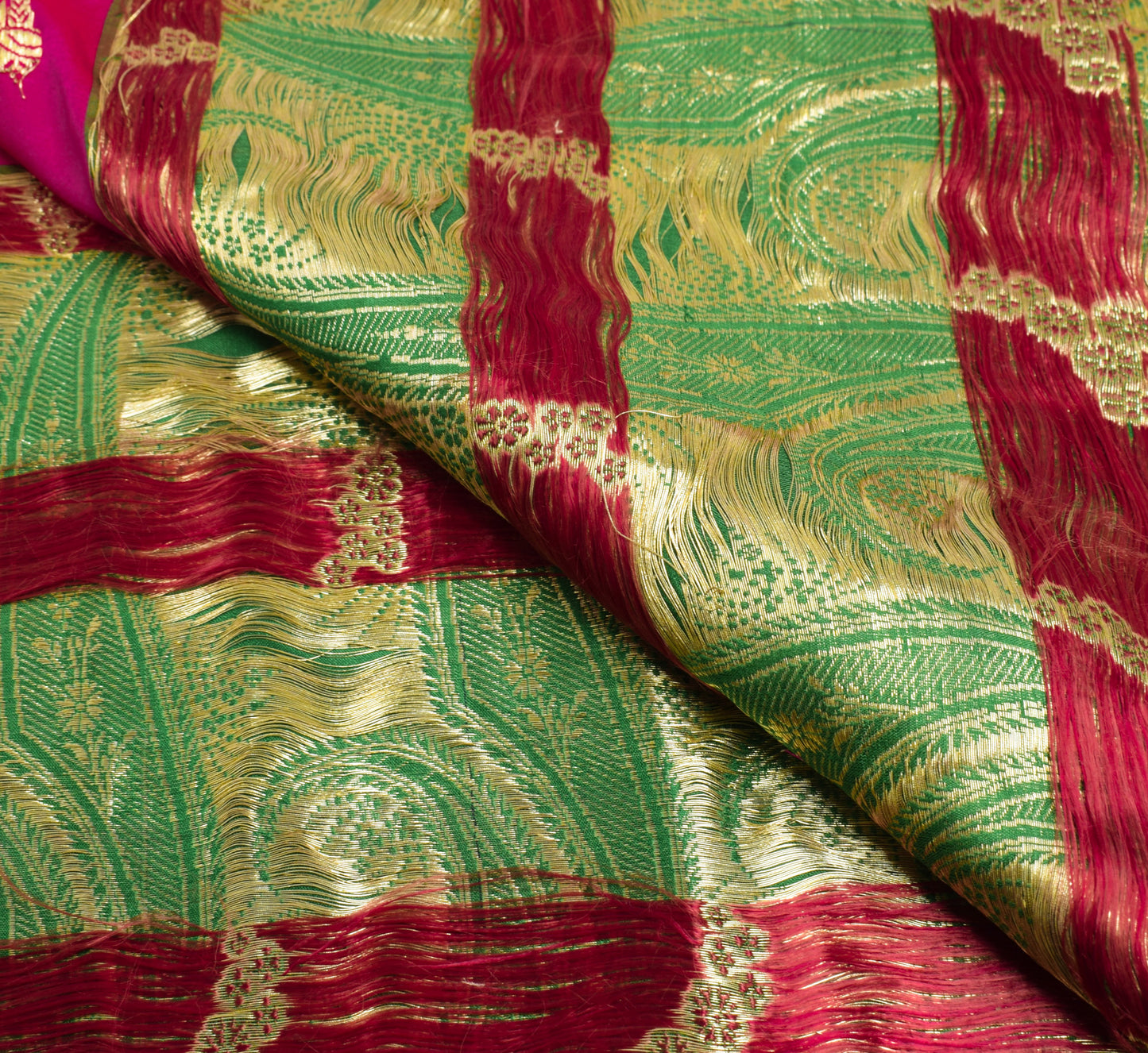 Sushila Vintage Green Sari Remnant Scrap 100% Pure Silk Zari Woven Craft Fabric