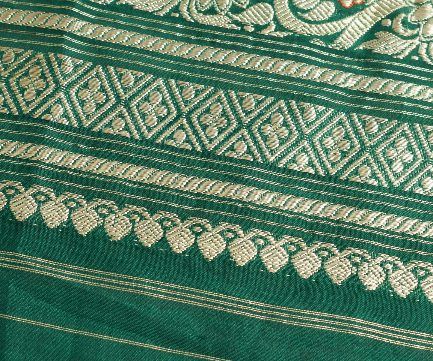 Sushila Vintage Green Sari Remnant Scrap Multi Purpose Silk Woven Craft Fabric