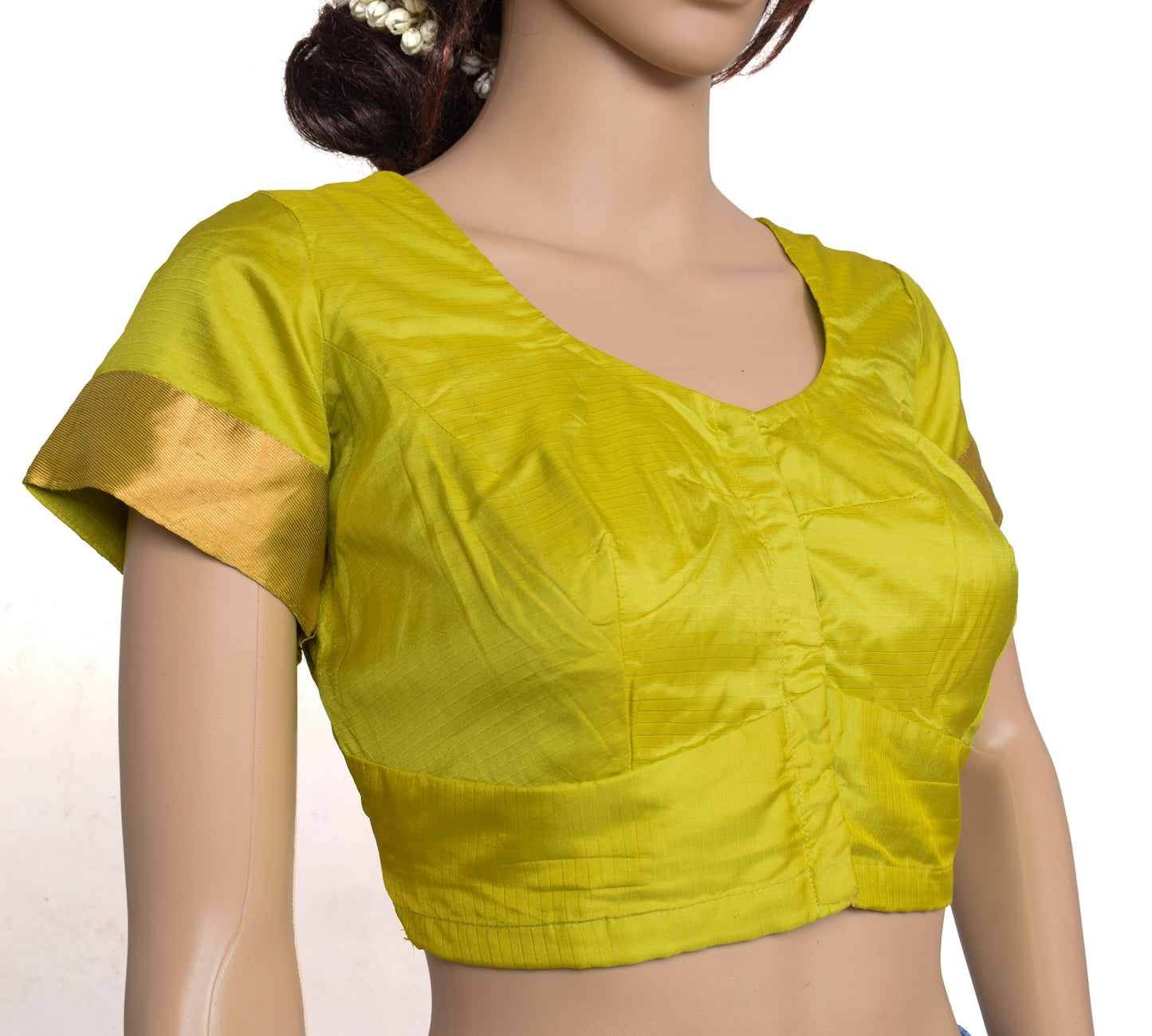 Sushila Vintage Readymade Stitched Green Sari Blouse 100% Pure Silk Woven Choli